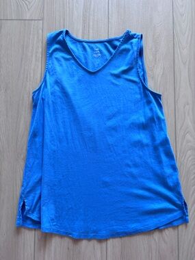 J. Jill Bright Blue V-Neck Sleeveless Tank